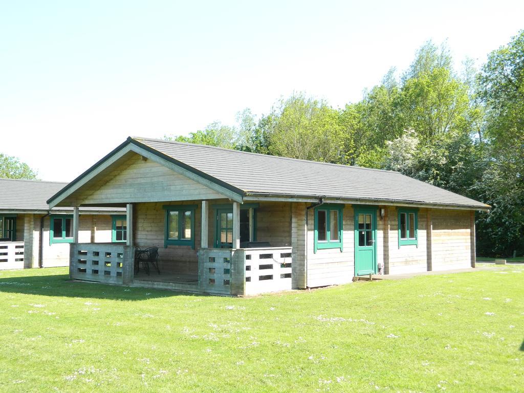 Lake Pochard Holiday Lodges South Cerney Rom bilde